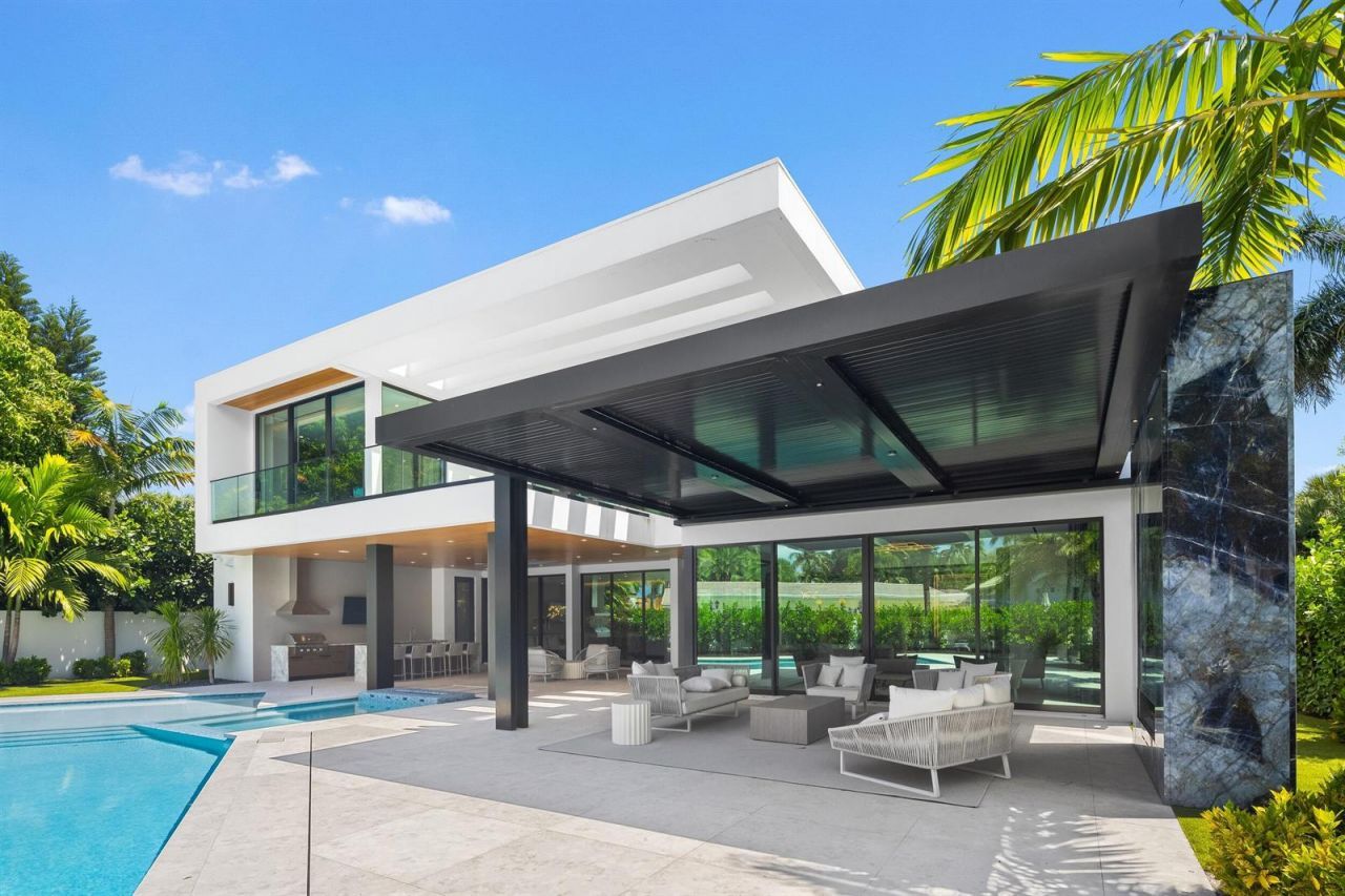 217 Thatch Palm Drive , Boca Raton, FL 33432 Photo