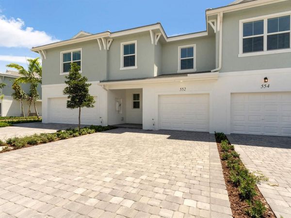 552 Sanderling Circle , Deerfield Beach, FL 33442