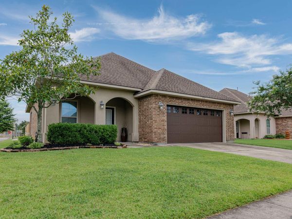 Prairieville, LA 70769