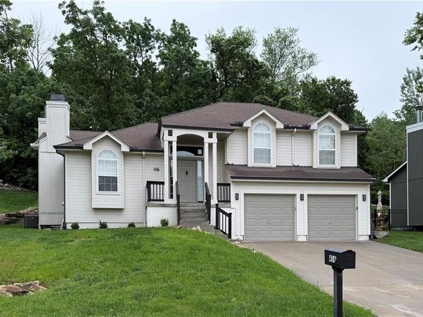 416 E 166TH Court, Belton, MO 64012