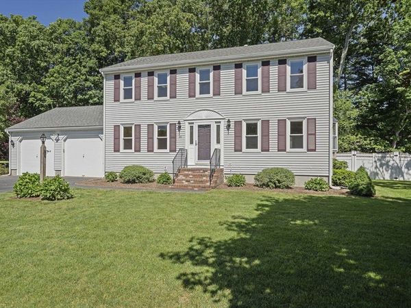 30 Fieldcrest Drive, Bridgewater, MA 02324
