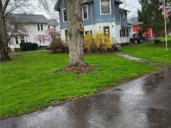 1782 Maple Avenue , Palmyra, NY 14522