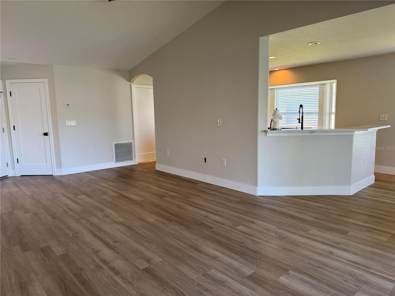3709 62nd Avenue E, Bradenton, FL 34203 Photo