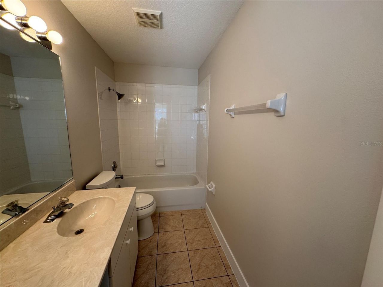 3709 62nd Avenue E, Bradenton, FL 34203 Photo