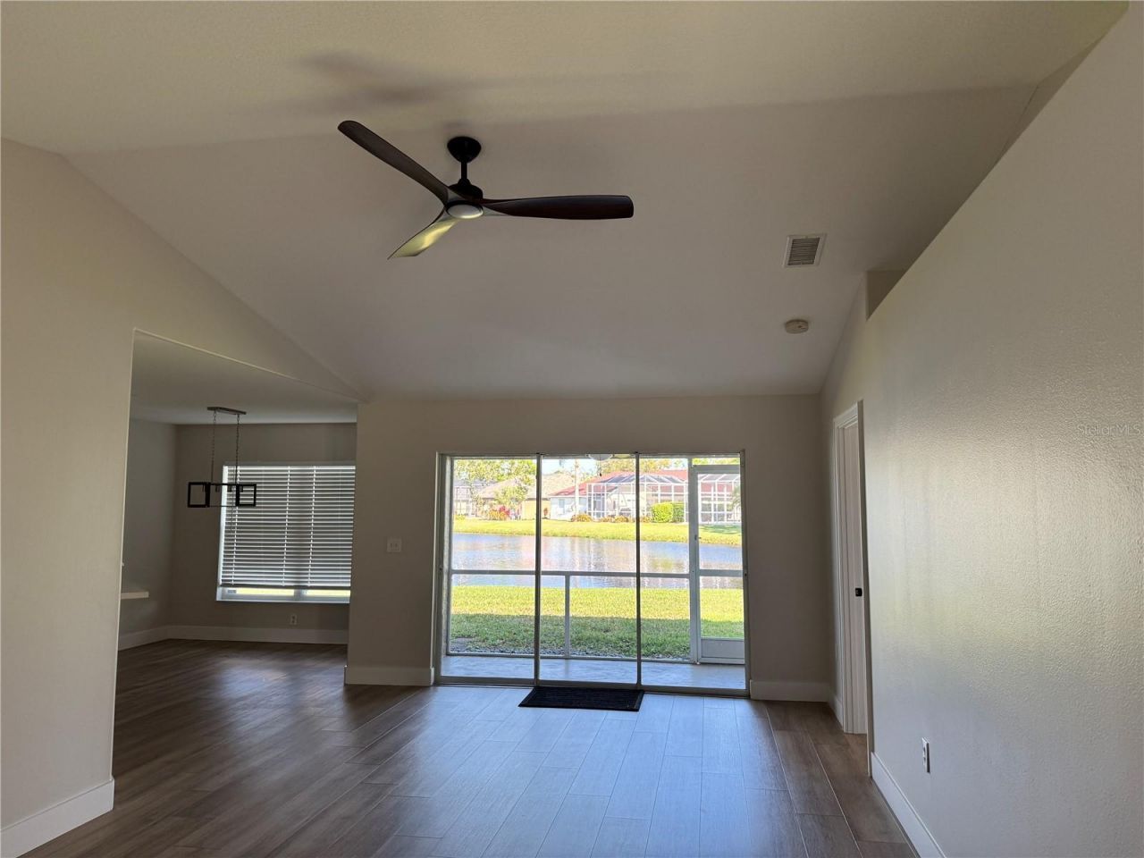 3709 62nd Avenue E, Bradenton, FL 34203 Photo