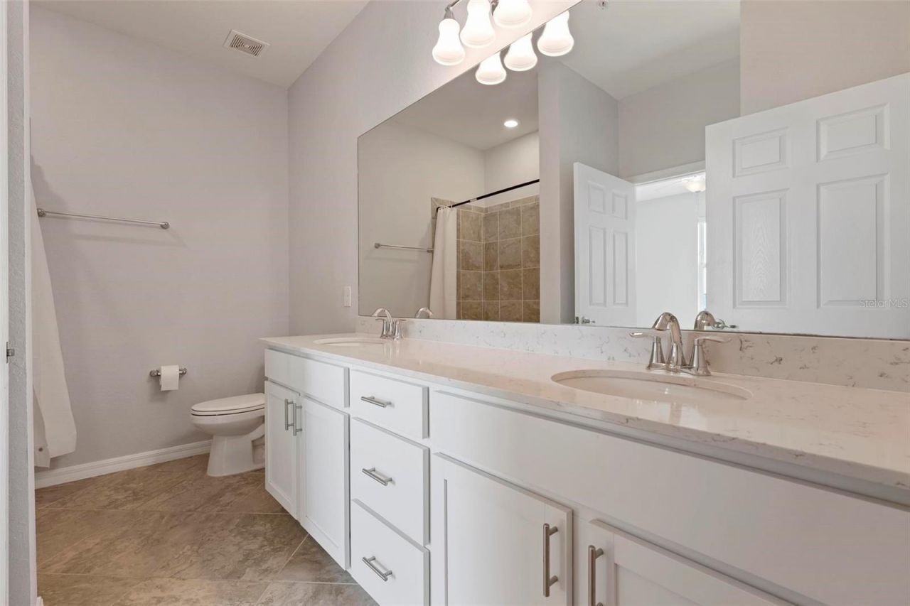 920 Tidewater Shores Loop, Unit 301, Bradenton, FL 34208 Photo