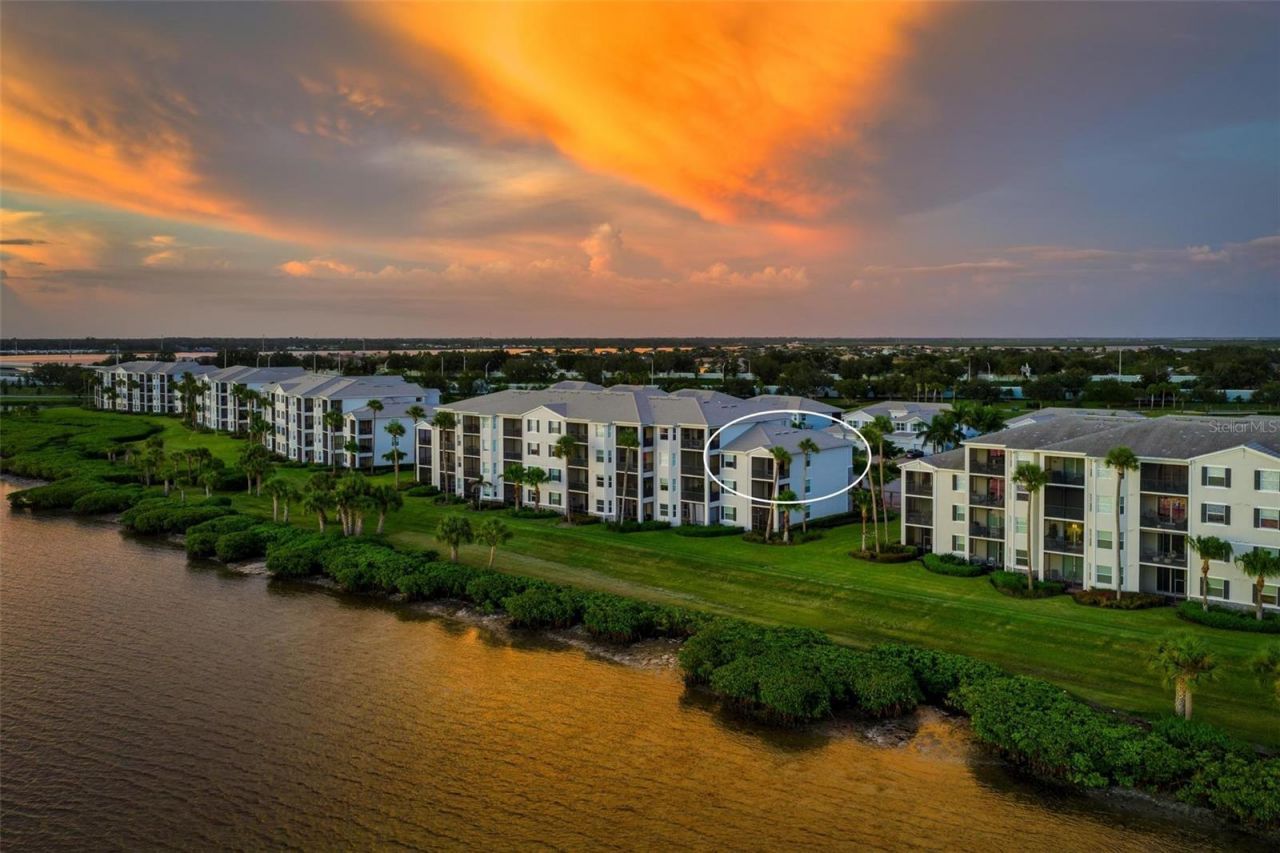 920 Tidewater Shores Loop, Unit 301, Bradenton, FL 34208 Photo