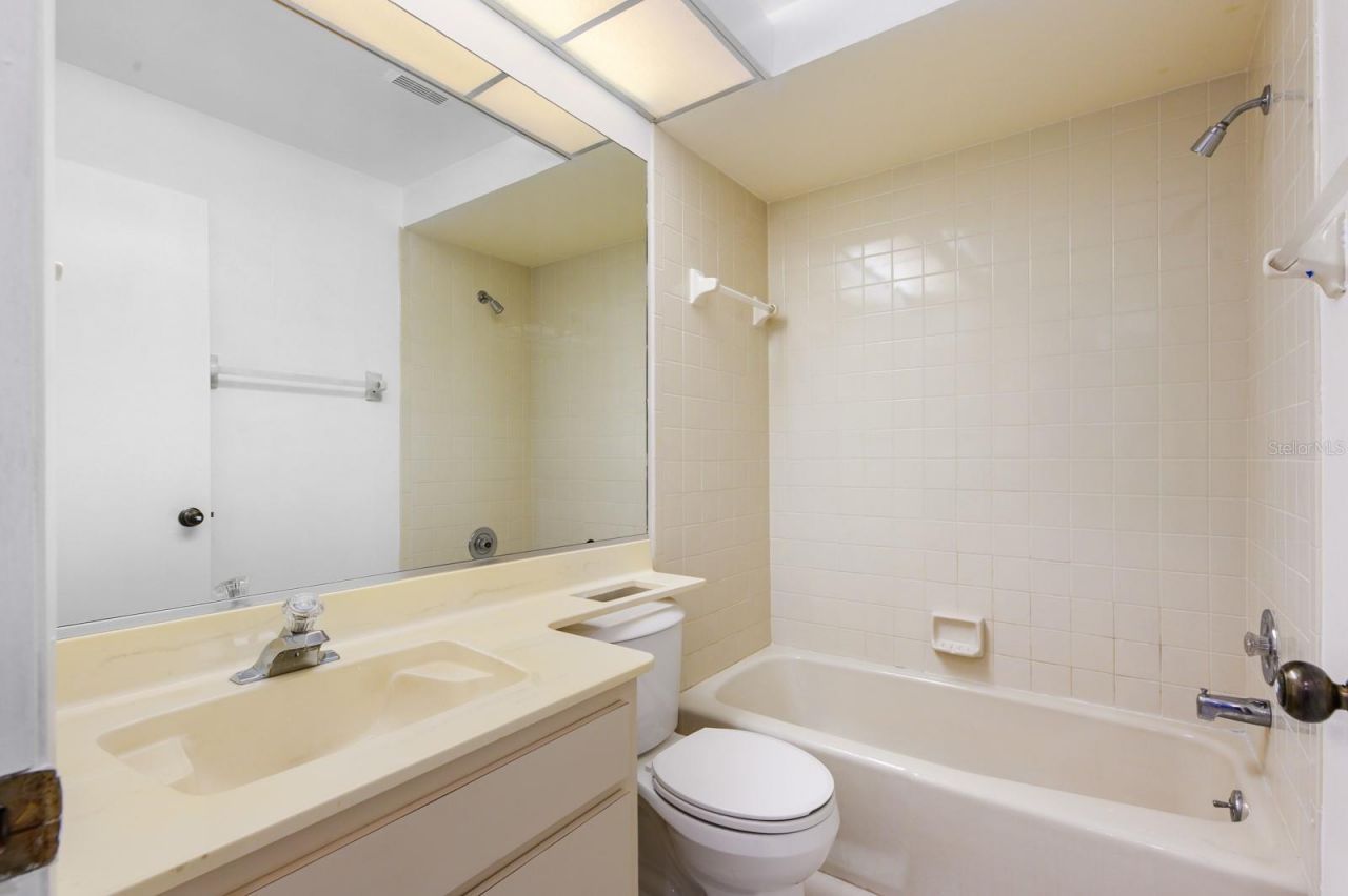 5528 37th Street E, Unit 5528, Bradenton, FL 34203 Photo
