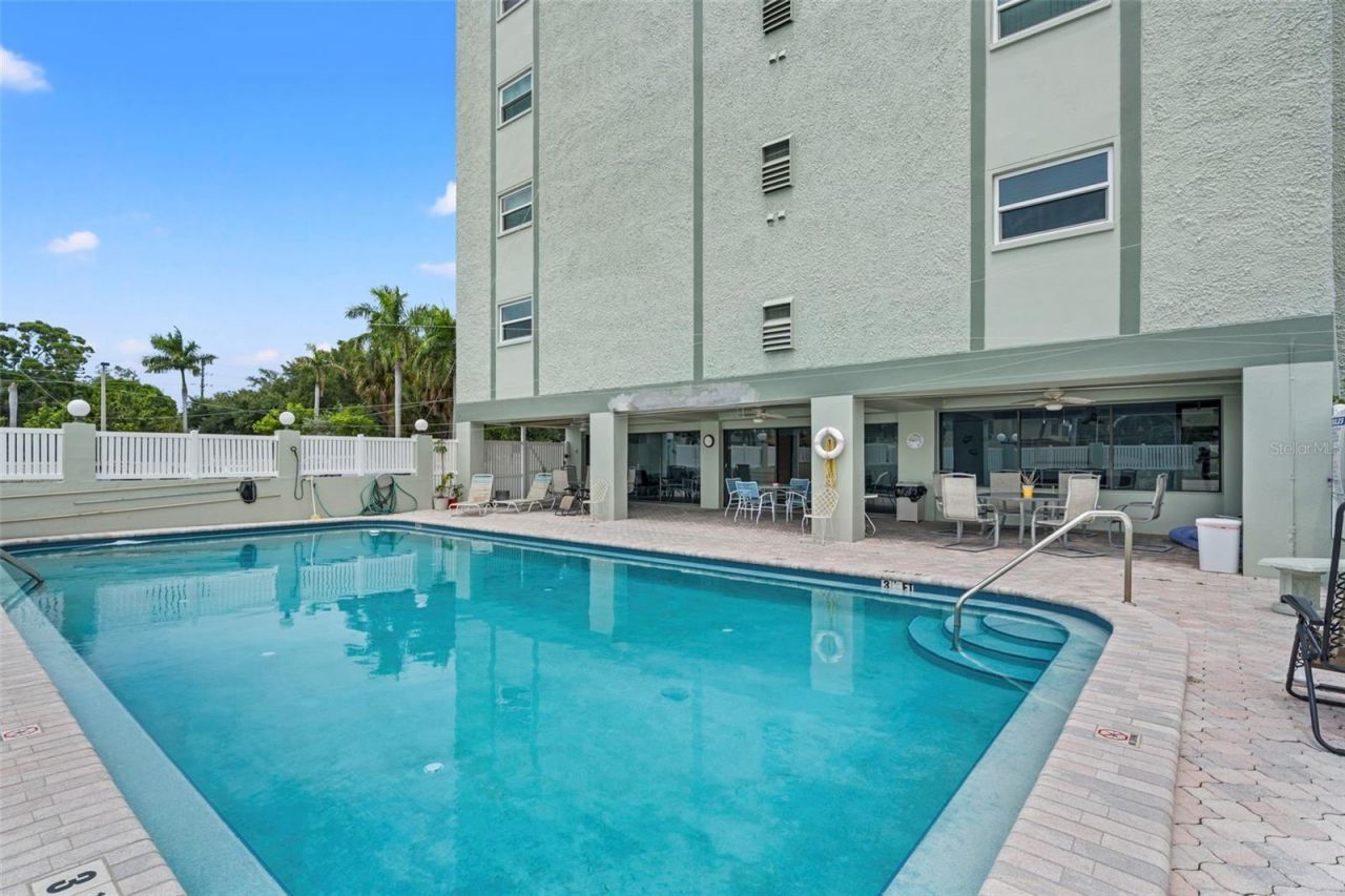 7321 Central Avenue , Unit 407, Saint Petersburg, FL 33710 Photo