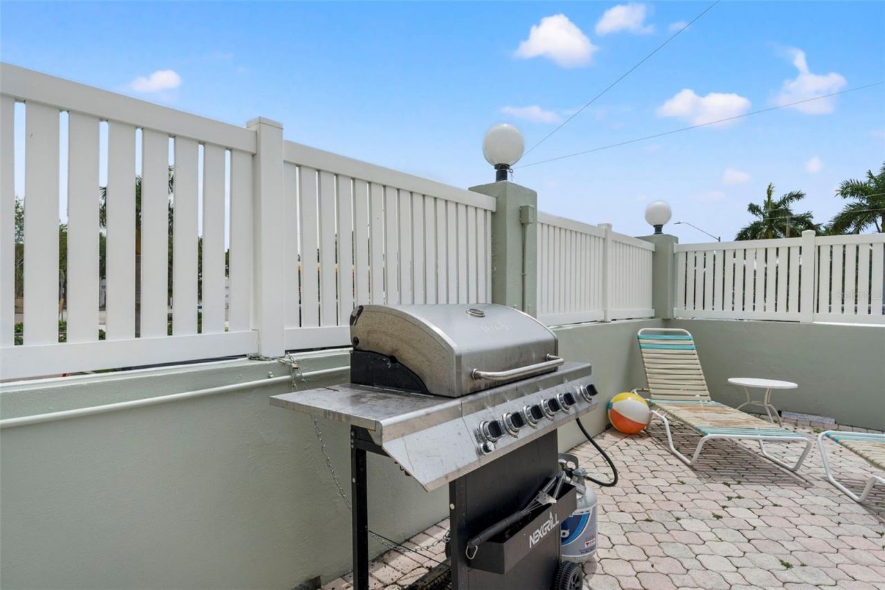 7321 Central Avenue , Unit 407, Saint Petersburg, FL 33710 Photo