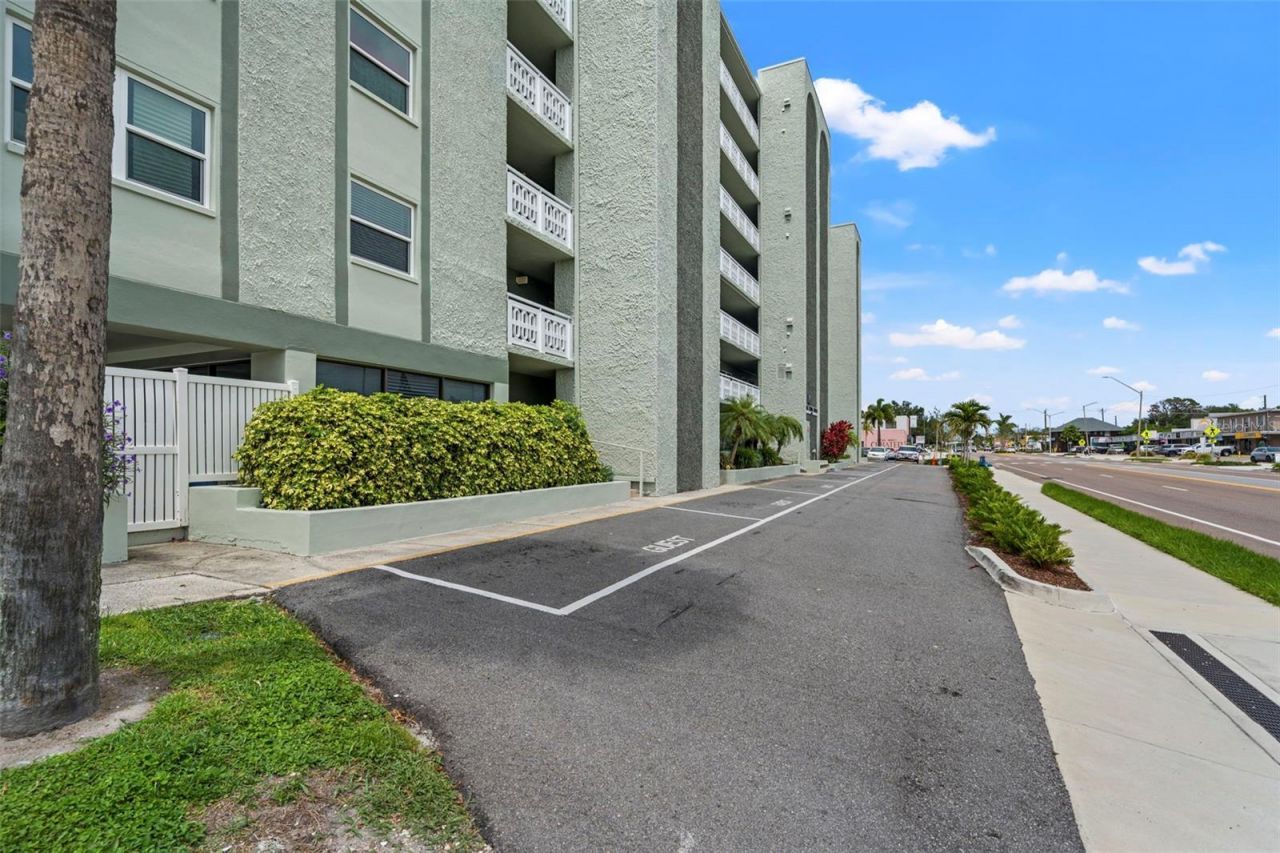 7321 Central Avenue , Unit 407, Saint Petersburg, FL 33710 Photo