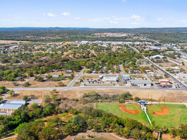 711-3 Avenue N, Marble Falls, TX 78654