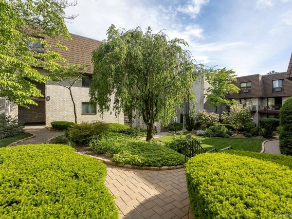 89 N Broadway, Unit 214, White Plains, NY 10603