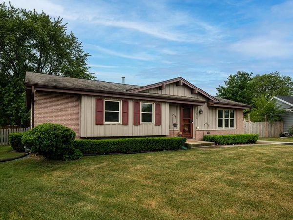 2725 Red Maple COURT, Racine, WI 53402
