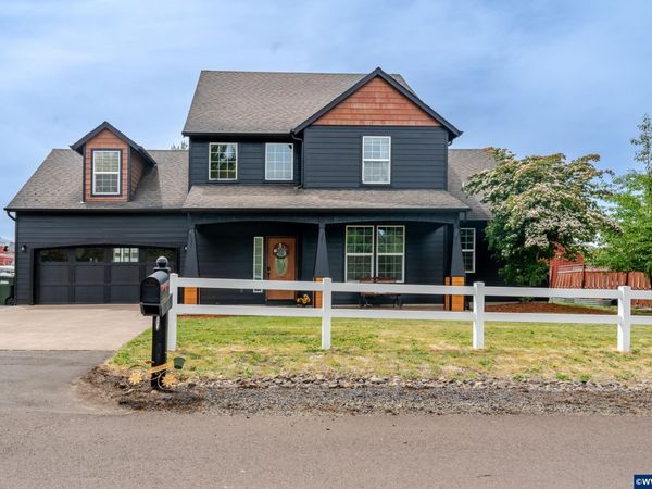 1140 46th Av, Sweet Home, OR 97386