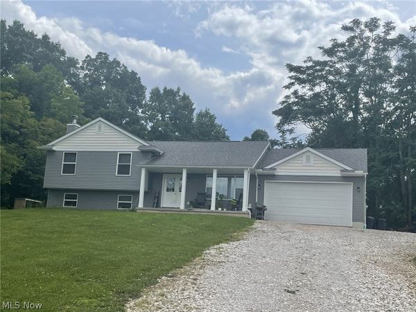 709 Roth Run Road, Parkersburg, WV 26104