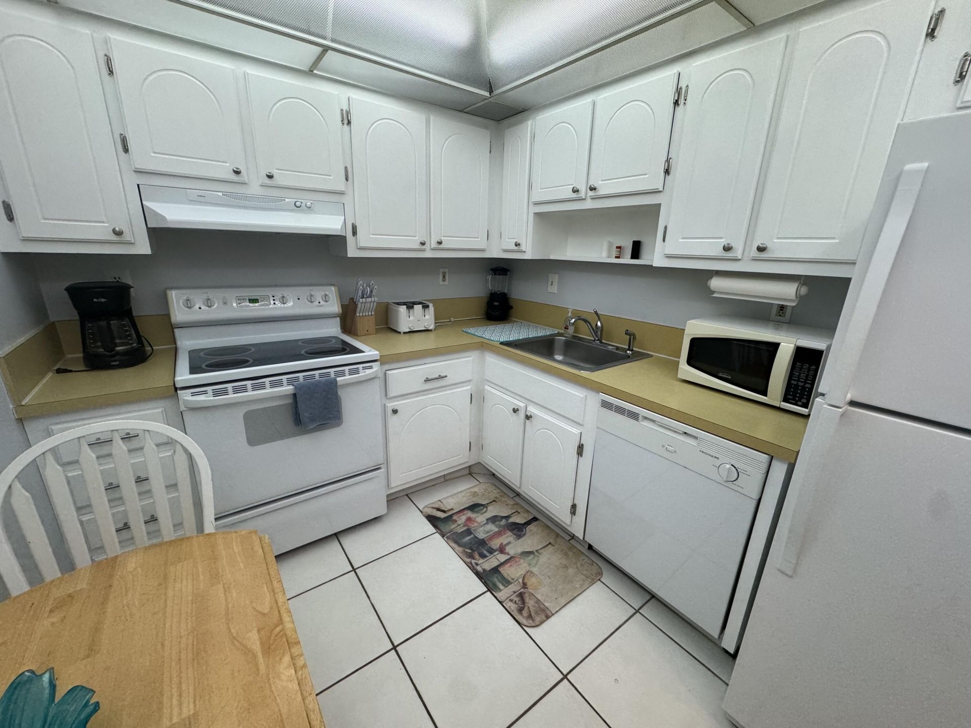 3215 S Ocean Boulevard, Unit 303, Highland Beach, FL 33487 Photo
