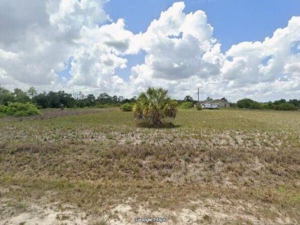 1505 Mcarthur Avenue, Lehigh Acres, FL 33972