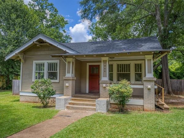 1008 N Link Street , Palestine, TX 75801