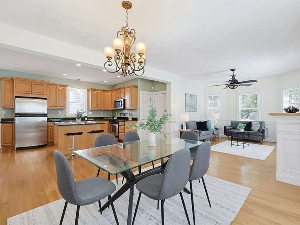 56 Conwell Ave, Unit 1, Somerville, MA 02144