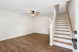 270 Fleming Road photo 4