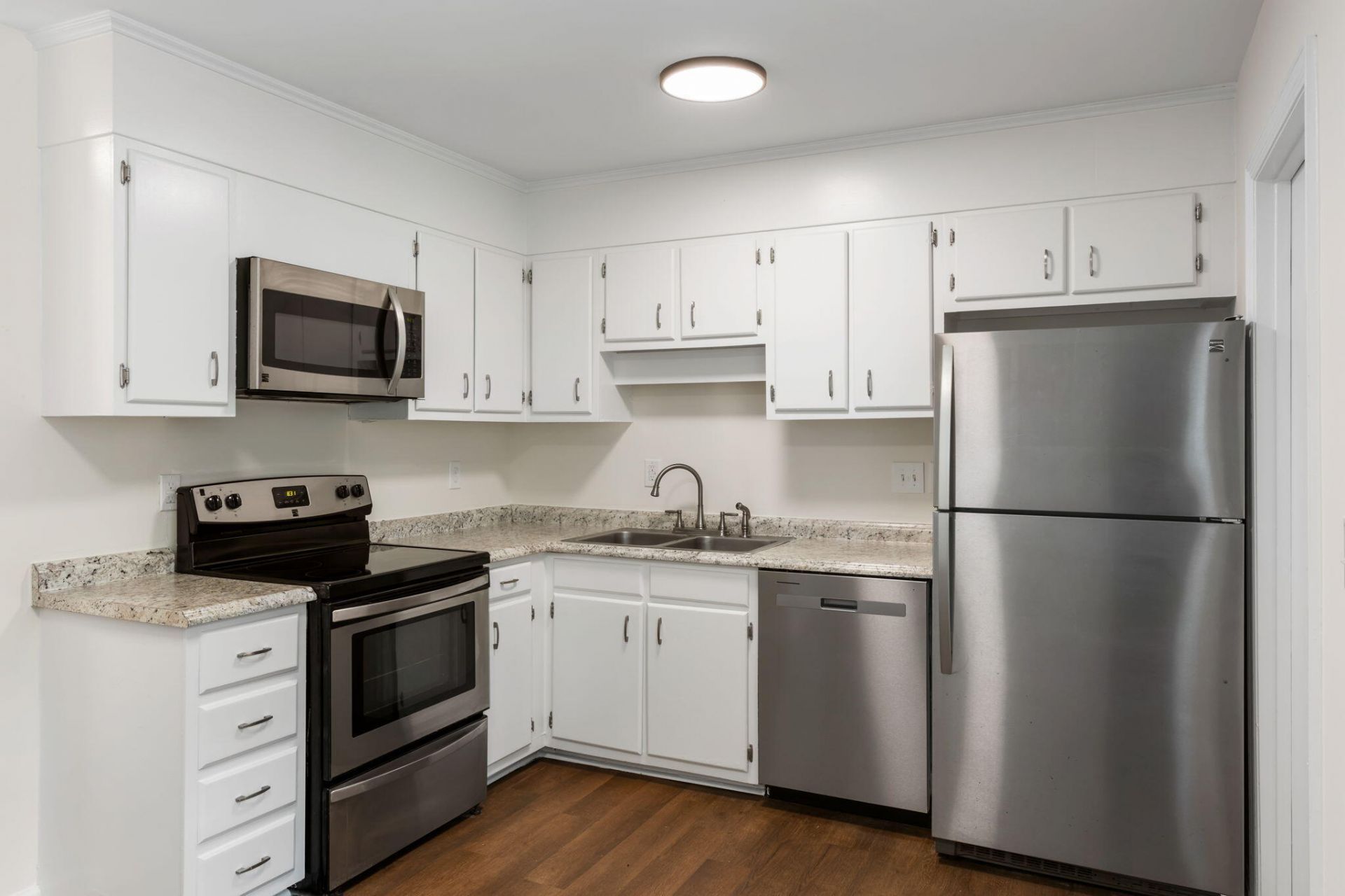 270 Fleming Road Photo 6
