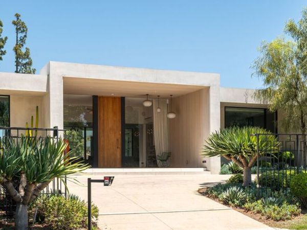 1885 Carla, Beverly Hills, CA 90210