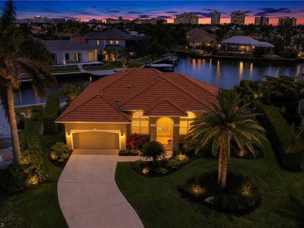 1045 Bonita CT, MARCO ISLAND, FL 34145