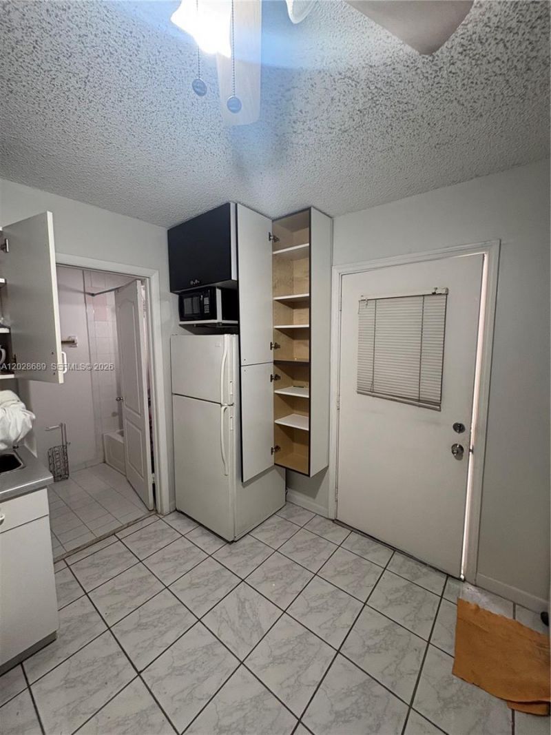 2232 W 74th Ter , Unit 40C, Hialeah, FL 33016 Photo