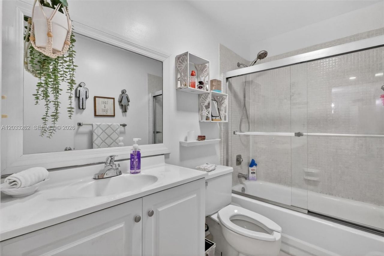8150 W Mcnab Rd , Unit 304, Tamarac, FL 33321 Photo