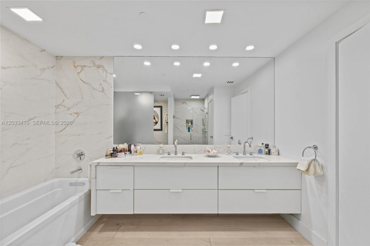 19122 Fisher Island Dr , Unit 19122, Miami Beach, FL 33109 Photo
