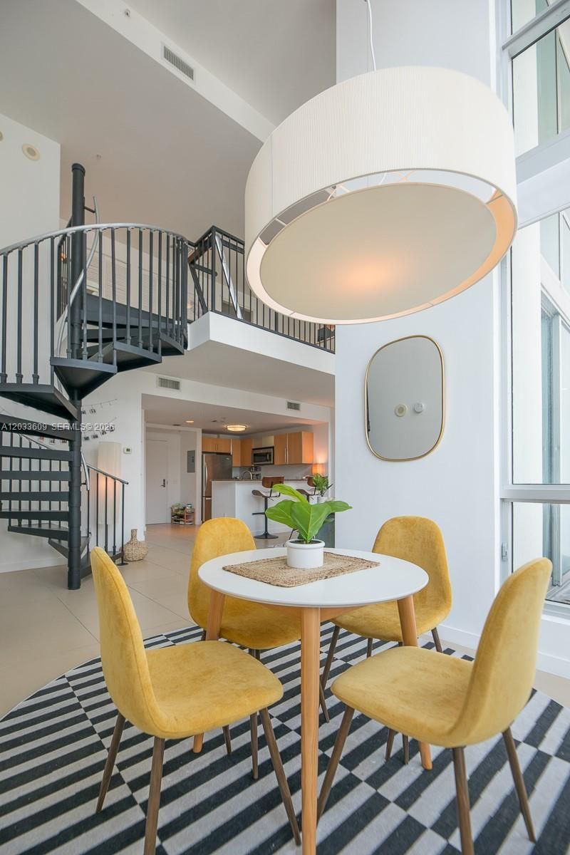 300 S Biscayne Blvd , Unit L-428, Miami, FL 33131 Photo