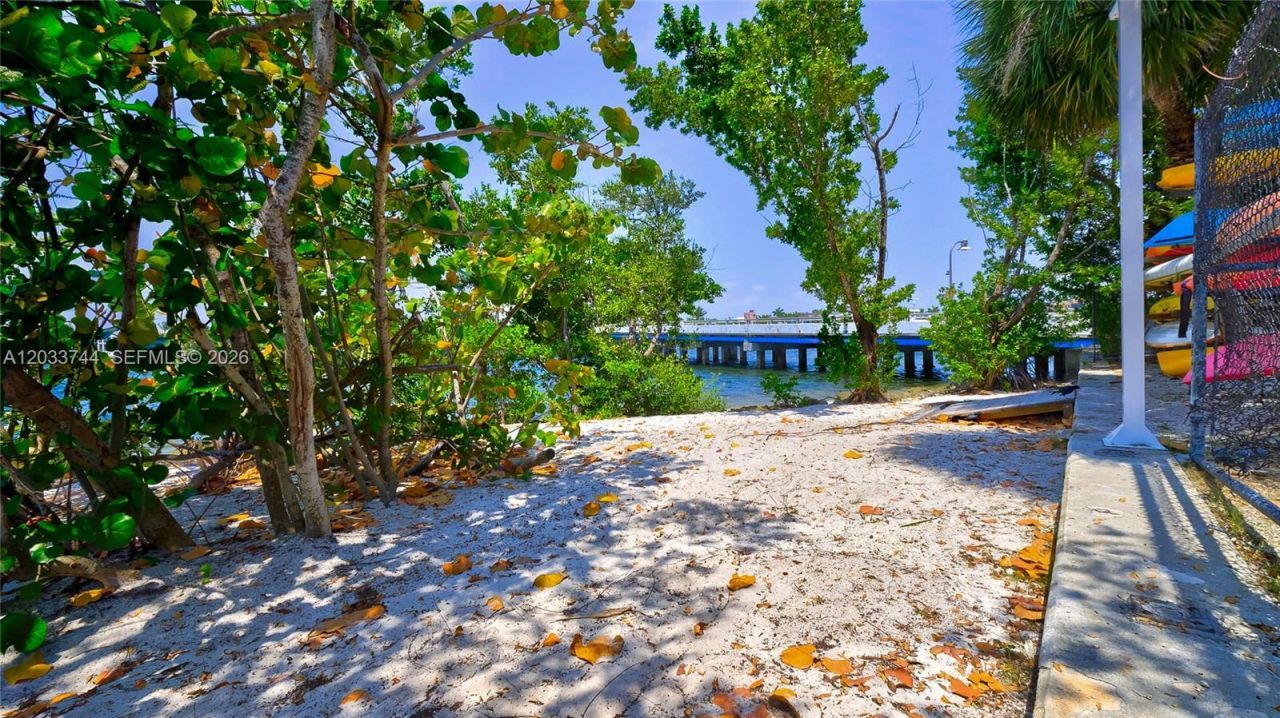 2 Grove Isle Dr, Unit B1210, Miami, FL 33133 Photo