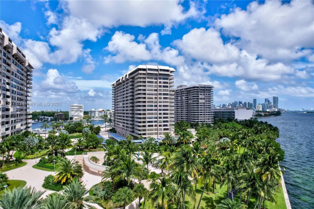 2 Grove Isle Dr, Unit B1210, Miami, FL 33133 Photo