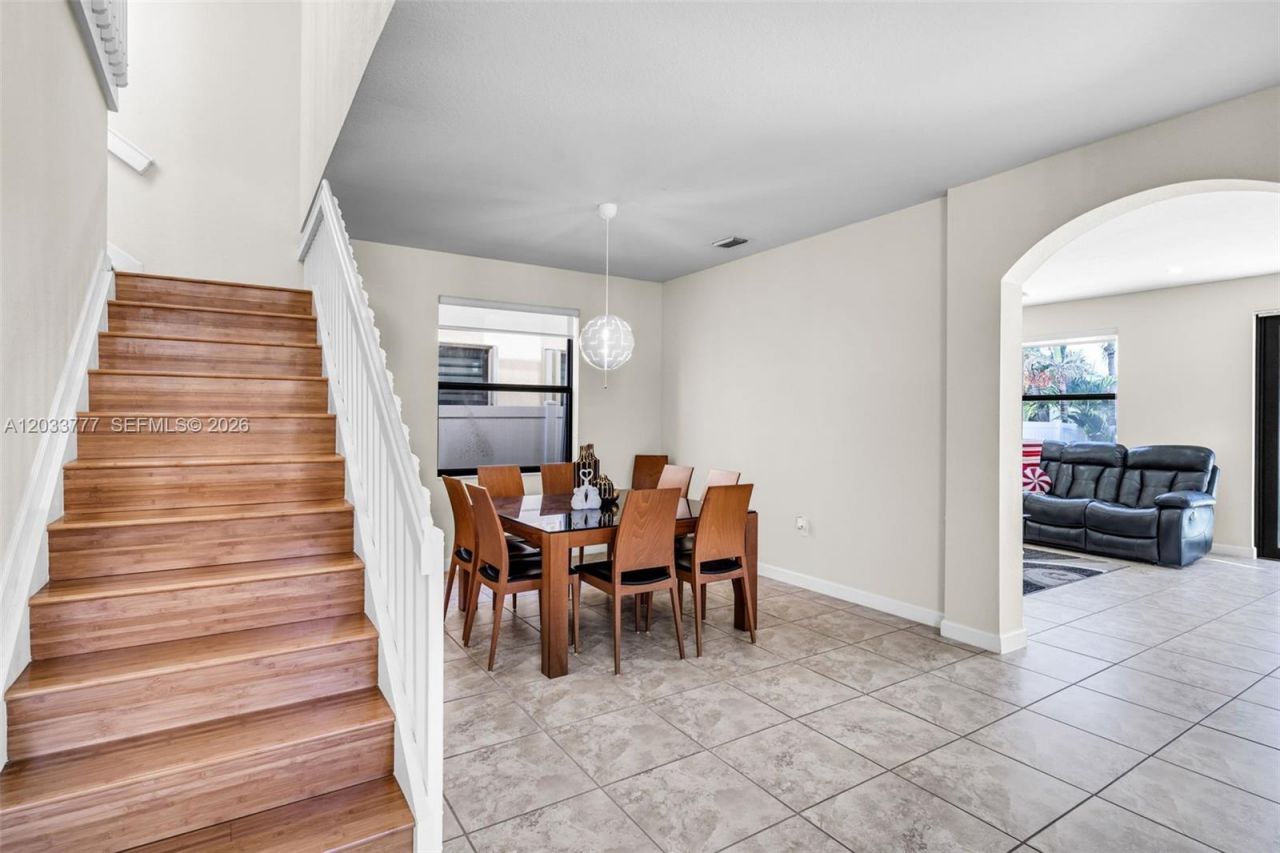 8894 W 34th Ave , Hialeah, FL 33018 Photo