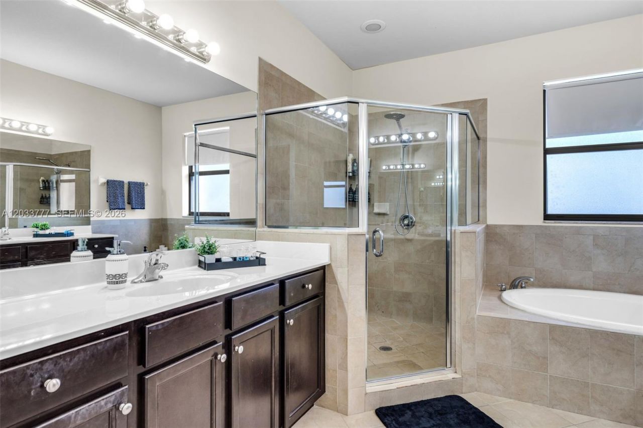 8894 W 34th Ave , Hialeah, FL 33018 Photo
