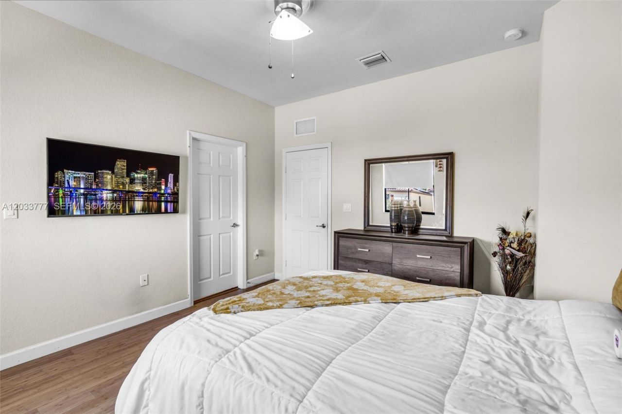 8894 W 34th Ave , Hialeah, FL 33018 Photo