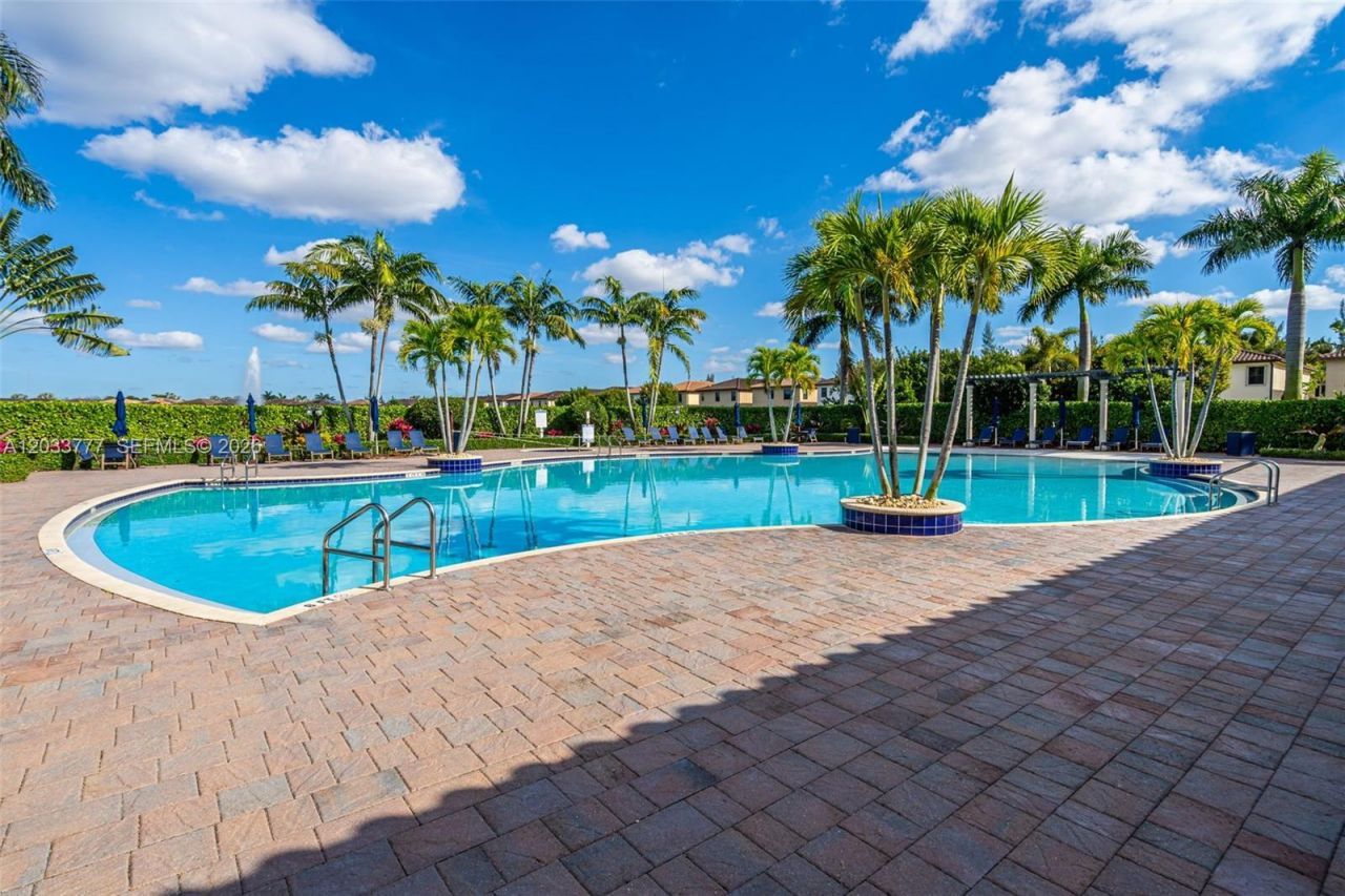 8894 W 34th Ave , Hialeah, FL 33018 Photo