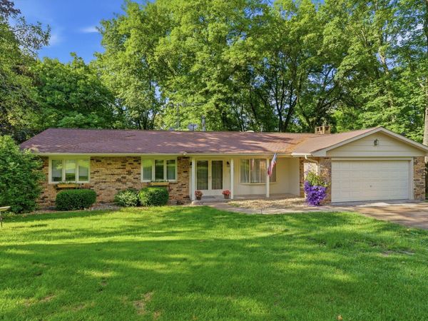 2813 MUSQUOTA, Muscatine, IA 52761