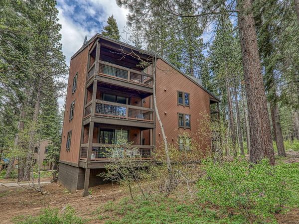 3140 Aspen Grove, Truckee, CA 96161