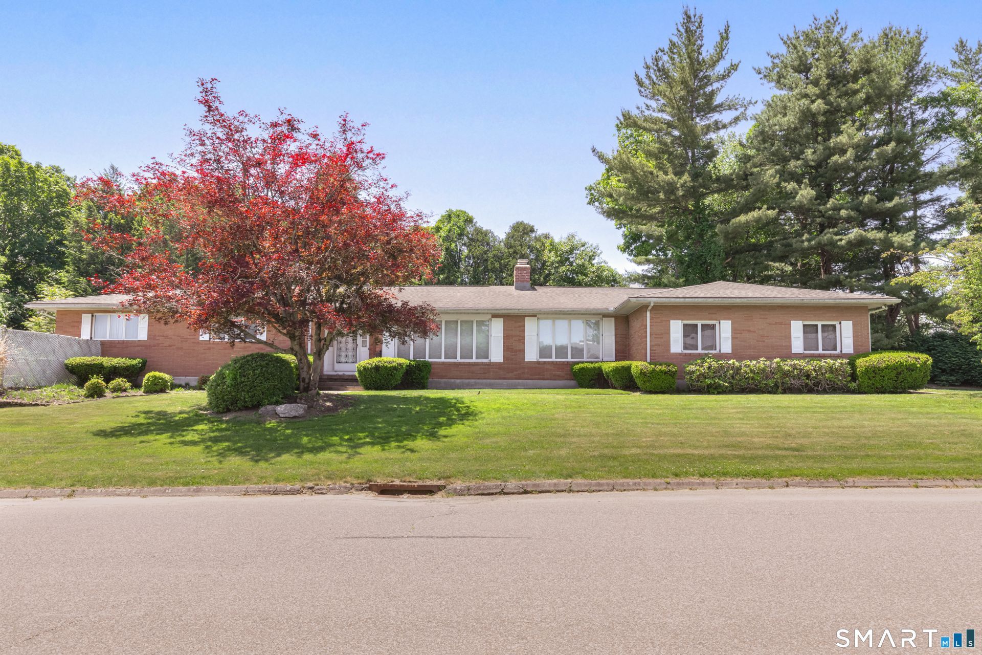 319 Maybrook, Waterbury, CT 06708 Main Photo