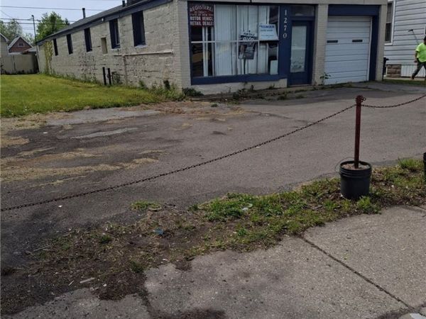 1270 Bailey Ave Avenue , Buffalo, NY 14206