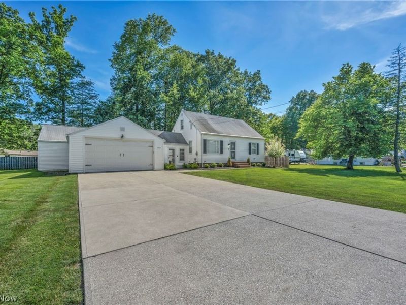 3936 Miner Drive , Brunswick, OH 44212 Photo 3