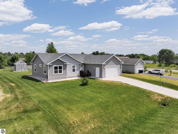 4566 Kory Lane, Traverse City, MI 49685