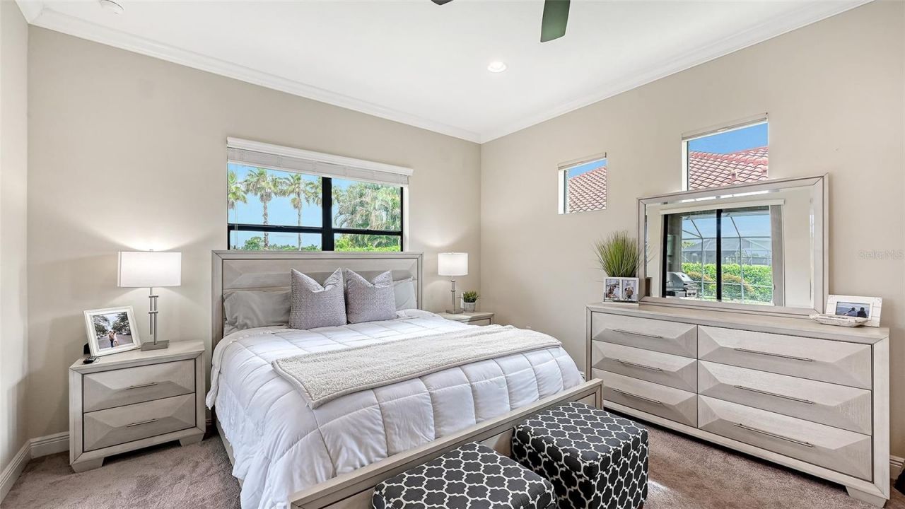 8215 Larkspur Circle , Sarasota, FL 34241 Photo