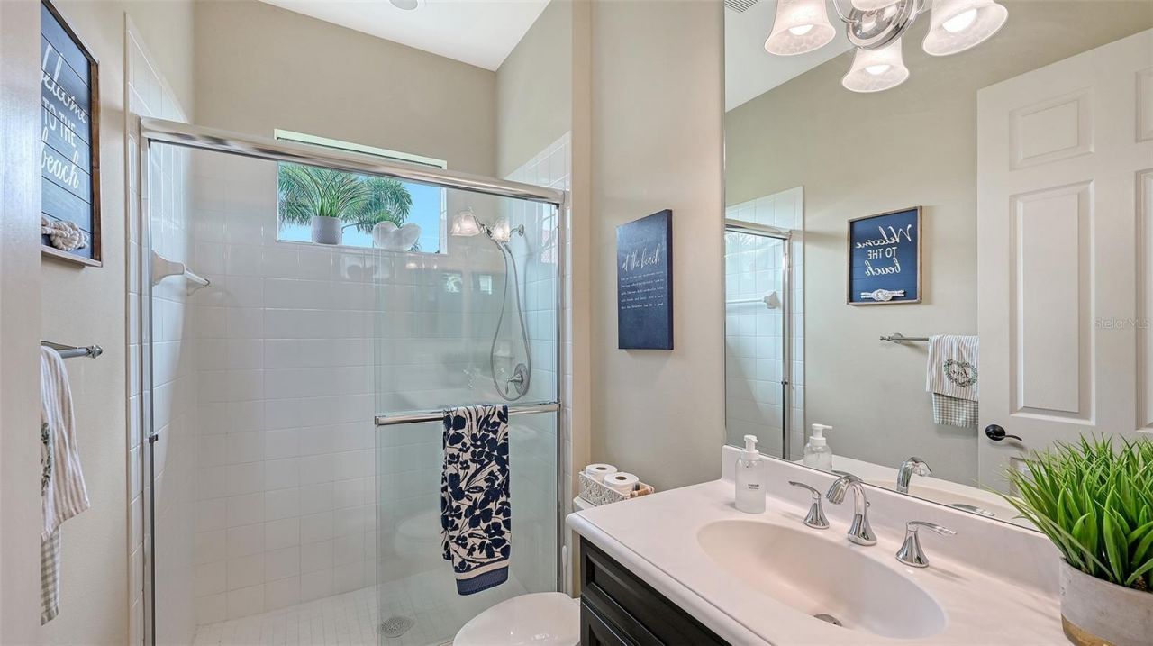 8215 Larkspur Circle , Sarasota, FL 34241 Photo