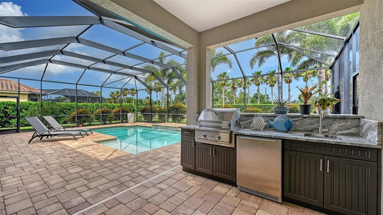 8215 Larkspur Circle , Sarasota, FL 34241 Photo