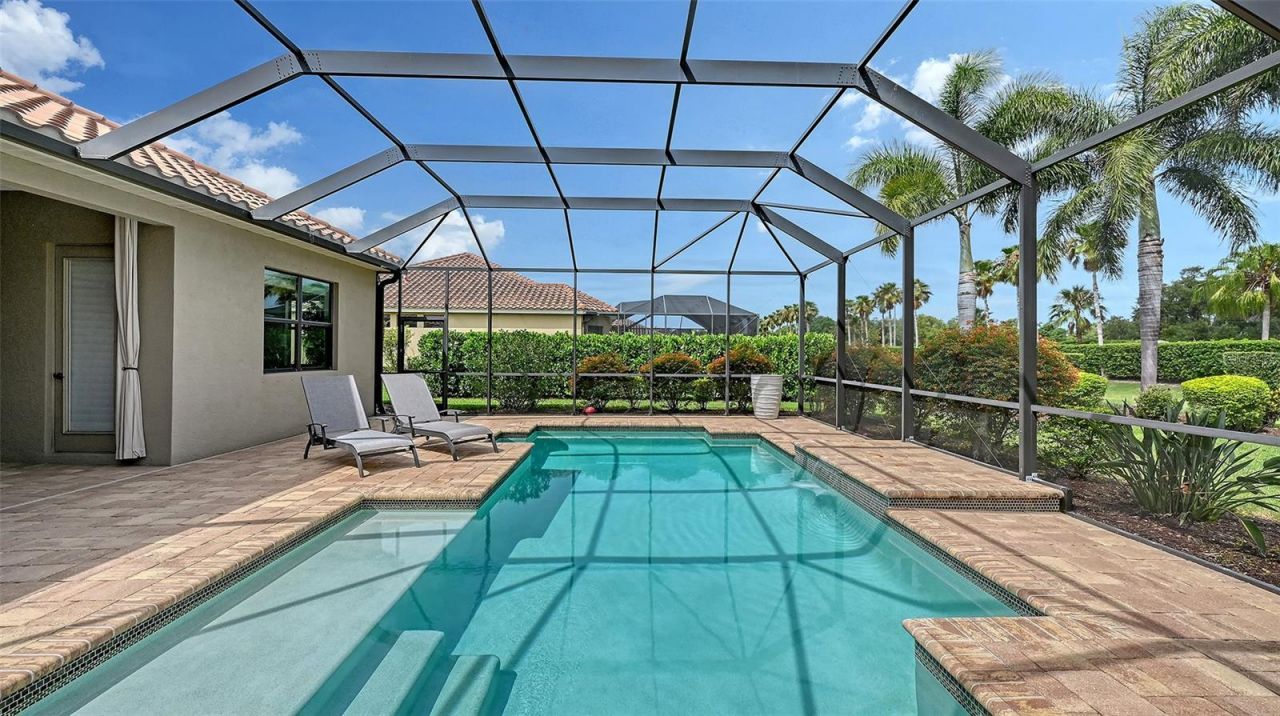 8215 Larkspur Circle , Sarasota, FL 34241 Photo