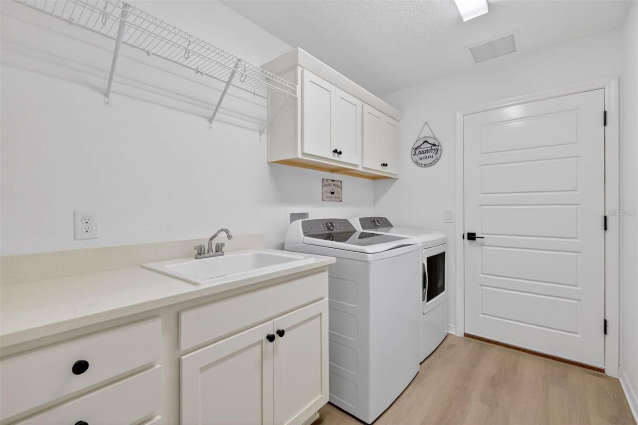 6695 Garner Path , The Villages, FL 34762 Photo