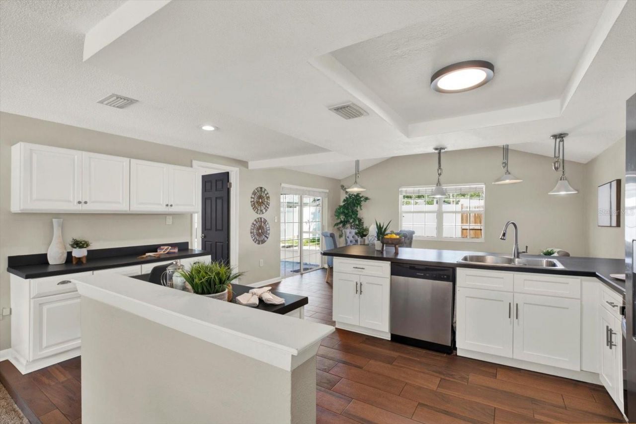 10898 119th Street N, Seminole, FL 33778 Photo